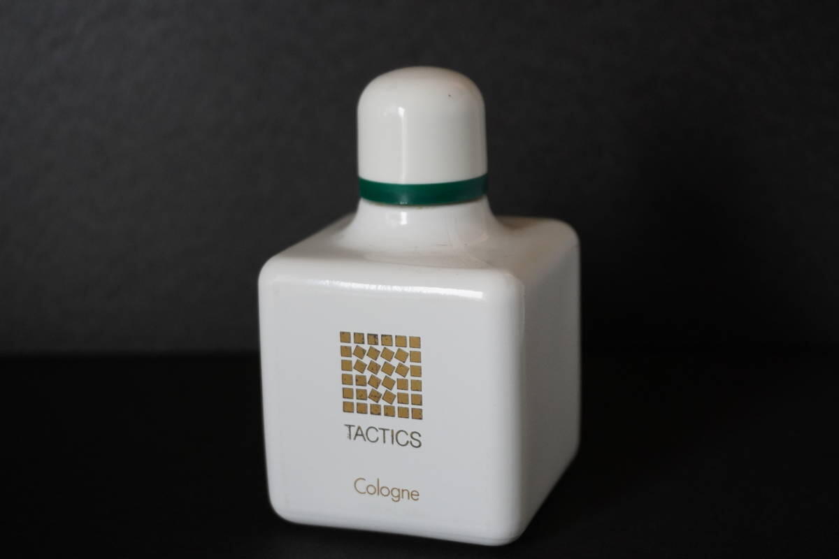 1/100s F/6.3 ISO1600 ref